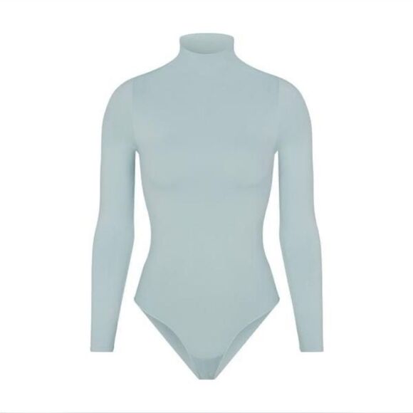 NWT SKIMS essential bodysuit mockneck long sleeve S/M - Picture 1 of 3